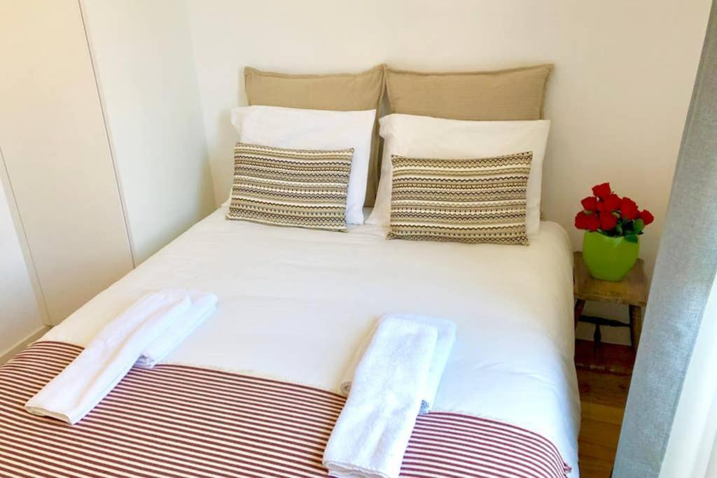 32 3 - Lisbon City Life Private Apartment, Bairro Alto Bagian luar foto