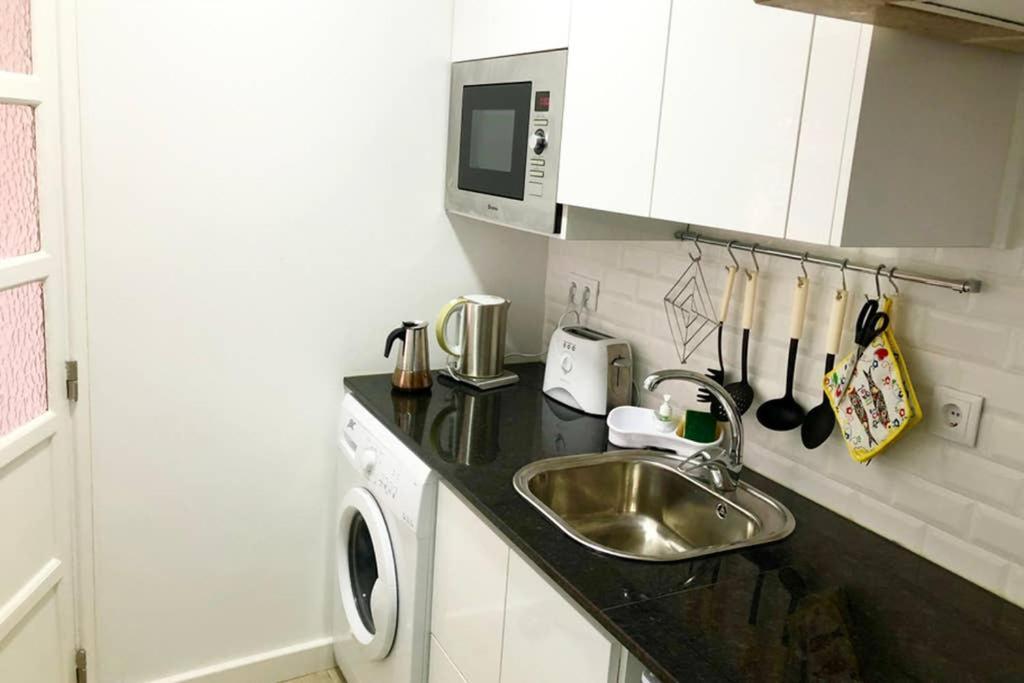 32 3 - Lisbon City Life Private Apartment, Bairro Alto Bagian luar foto